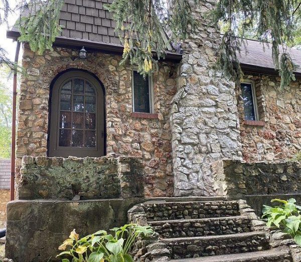 Look inside this stone house! Circa 1930 in Missouri. 129,000 The