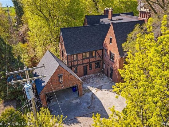 John Ford, Jr. House, Circa 1923 in Detroit, Michigan. Over 7,000
