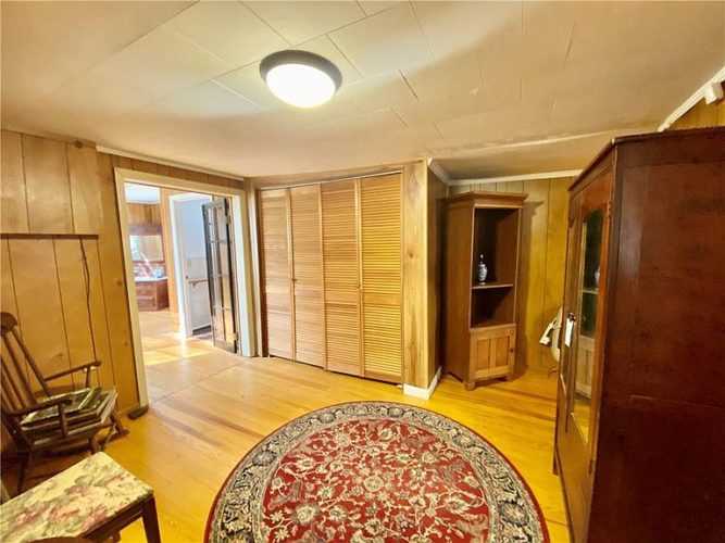 Beautiful setting! "Oak Grove Farm" Over two acres in South Carolina