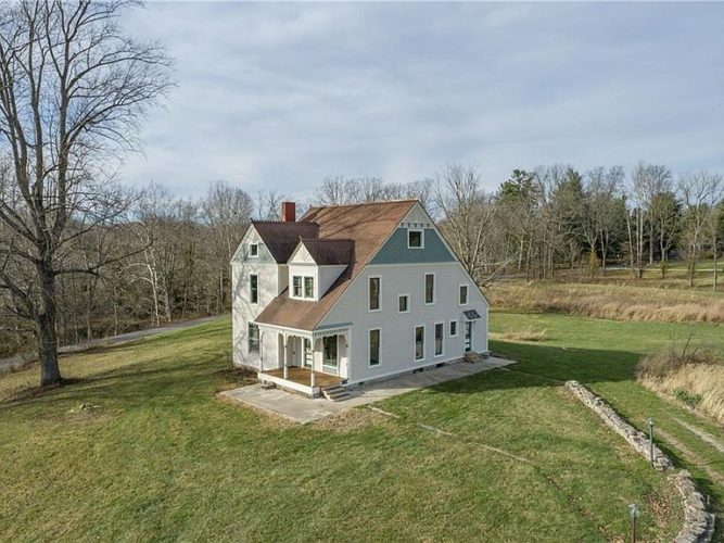 Sold for 125,000. Robert and Mary Leavitt House, Circa 1884. On two