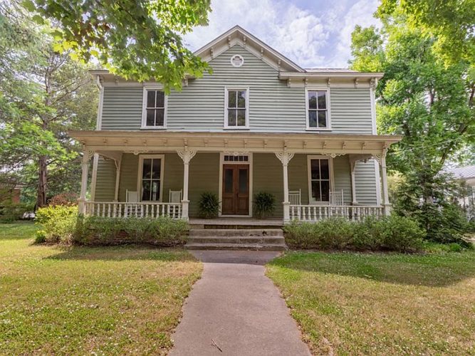 TWO houses and TWO rental properties! The Shoemaker's House, Circa 1800