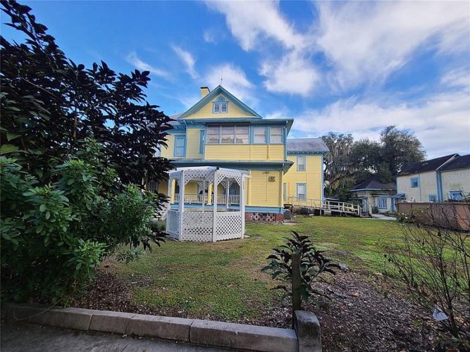 “My Girl” movie house! Circa 1906 in Florida. 499,940 The Old House Life
