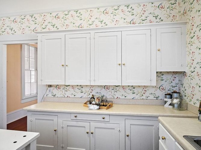 Sold. Over three acres with two wired Circa 1907 in Alabama. 189,000 The Old House