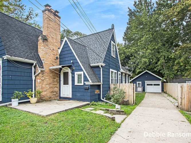 Sold. Sears Kit Home. The Mitchell, Circa 1928 in Michigan. 120,000