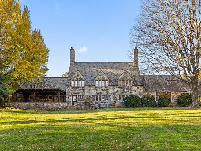Did anyone win Powerball??!! Fisher Manor is amazing! 7 acres in