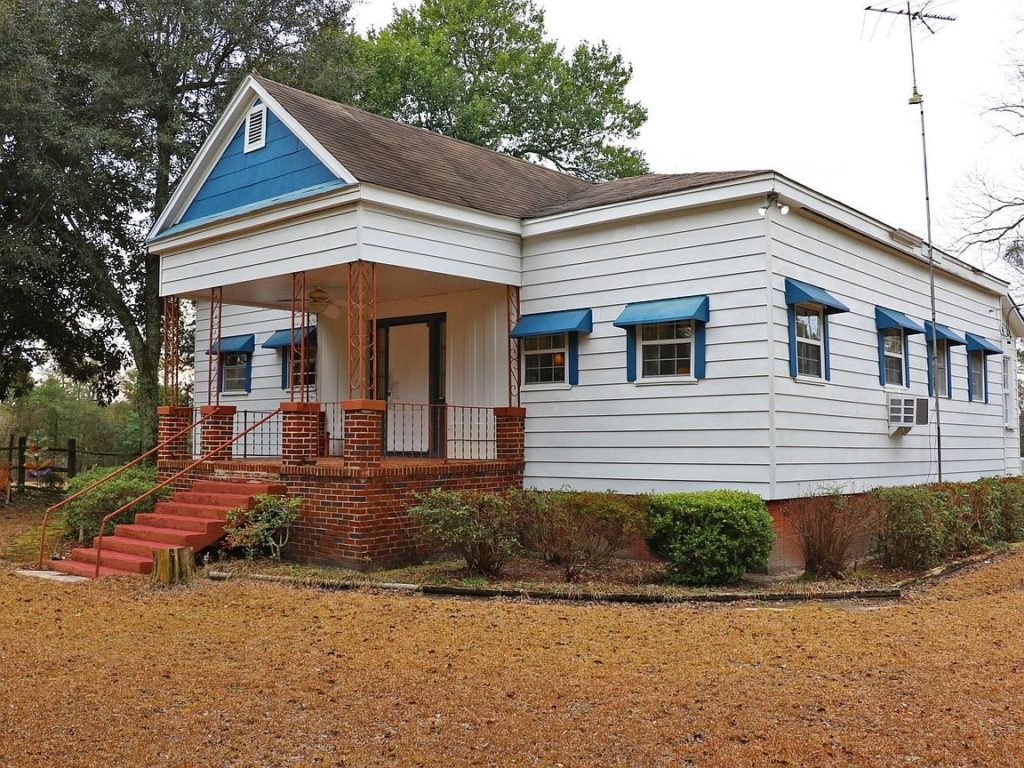 Off market. Two acres in Salley, South Carolina. Circa 1917. 169,000