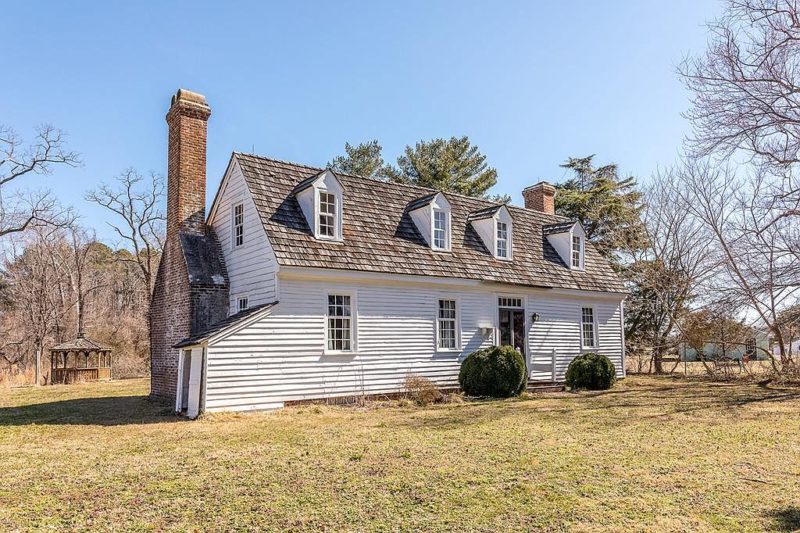 Deal of the Day! Linden Farm, Circa 1761! On 21 acres in Virginia