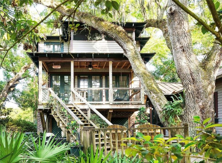 “The Tree House”, Circa 1930. St. Simons Island, 1,625,000