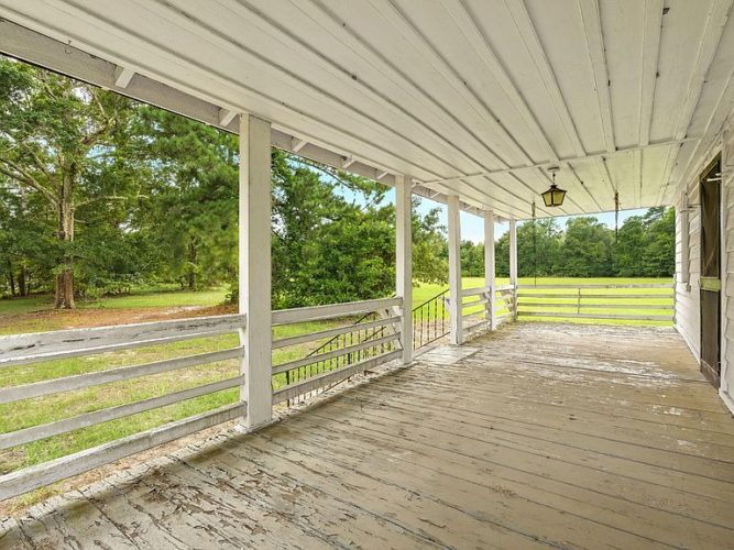 Moss Grove Plantation, Circa 1880. On 30 acres in South Carolina. 499,000 The Old House Life