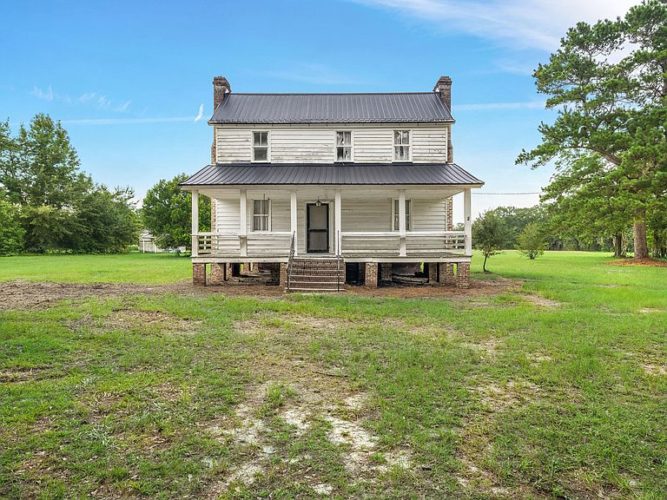 Moss Grove Plantation, Circa 1880. On 30 acres in South Carolina