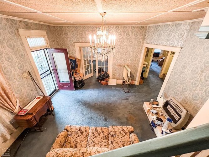 Sold for 60,000. Dr. Lunsford House, Circa 1912 in Blytheville