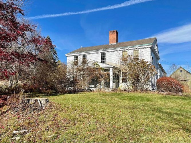 Old cemetery and apple orchard! Hill and Dale Farms, Circa 1800. On 318 ...