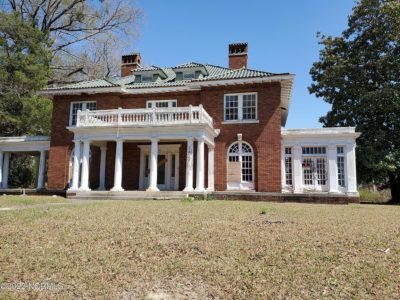 The Canady Sutton House, Circa 1925. On 1/2 acre in North Carolina ...