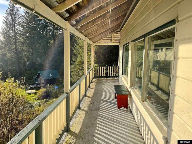 Waterfront in Alaska. The Heckman House, Circa 1885. 199,000 The Old