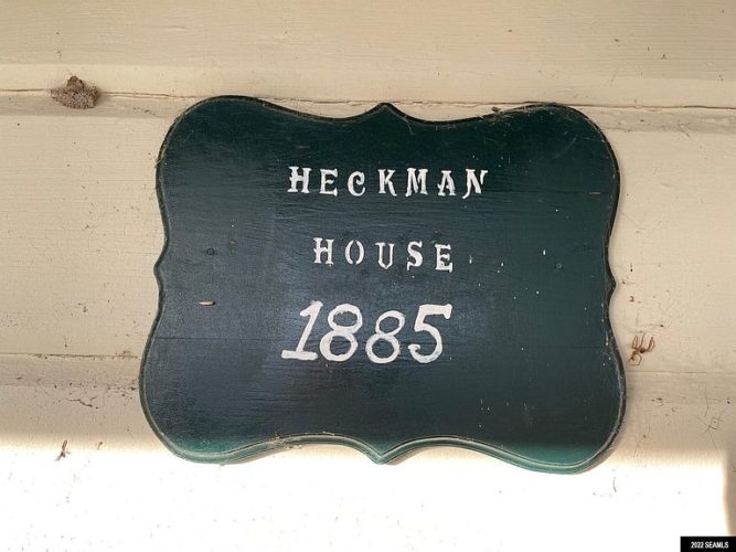 Waterfront in Alaska. The Heckman House, Circa 1885. 199,000 The Old