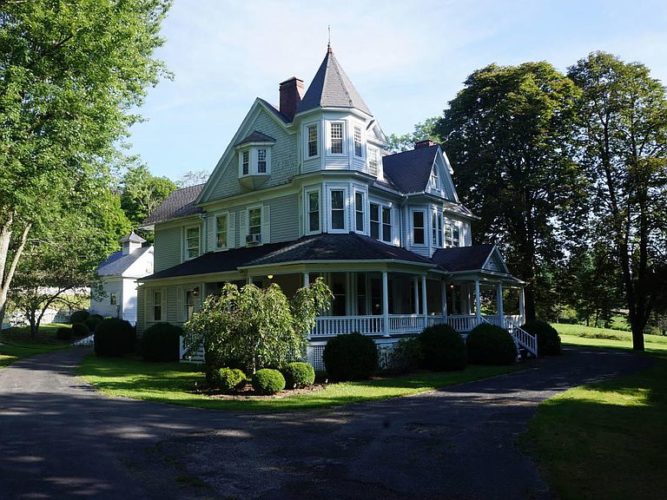 Hot Springs Victorian Inn, Circa 1899. Almost 3 acres in Virginia ...