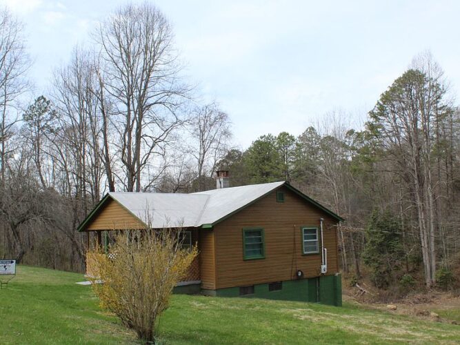 Off market. 35,000! New roof, new electric and new plumbing. Circa