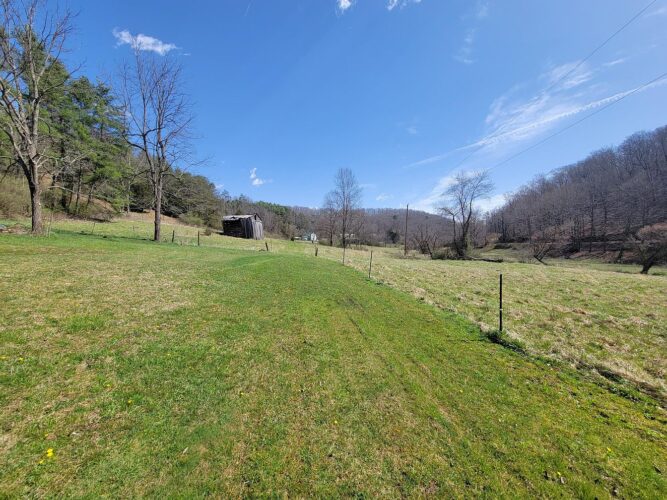 Stoney Creek Farm, Circa 1940. On 25 acres in West Virginia. 125,000