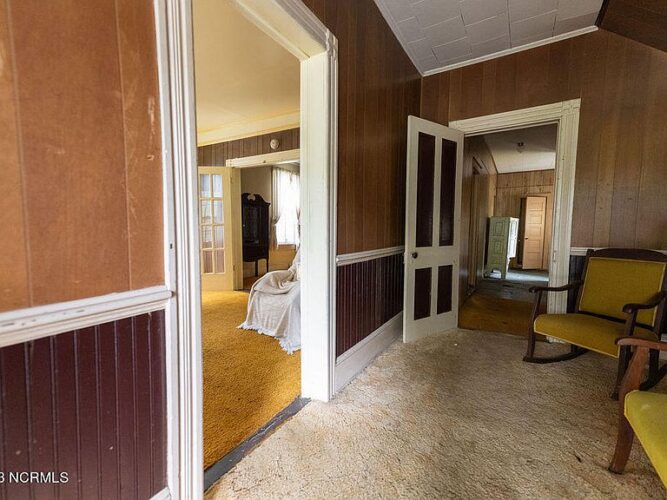 A house and apartment building! Circa 1924 in Edenton, North Carolina