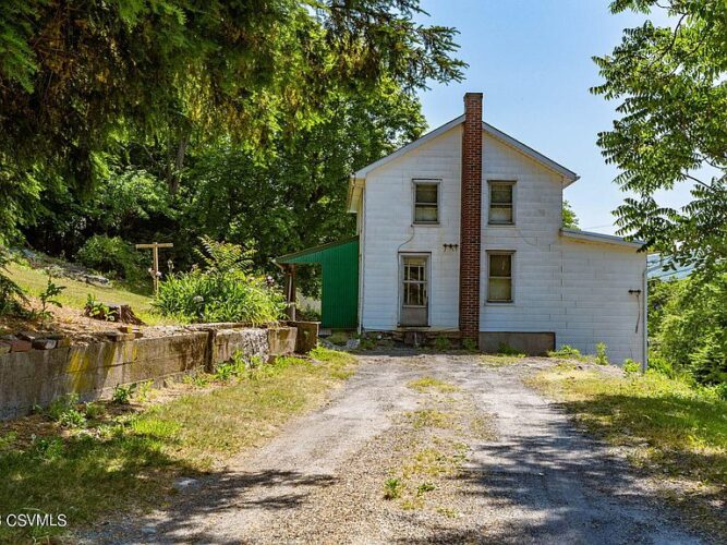 13 acres in the Pennsylvania mountains. Circa 1883. 150,000 The Old House Life