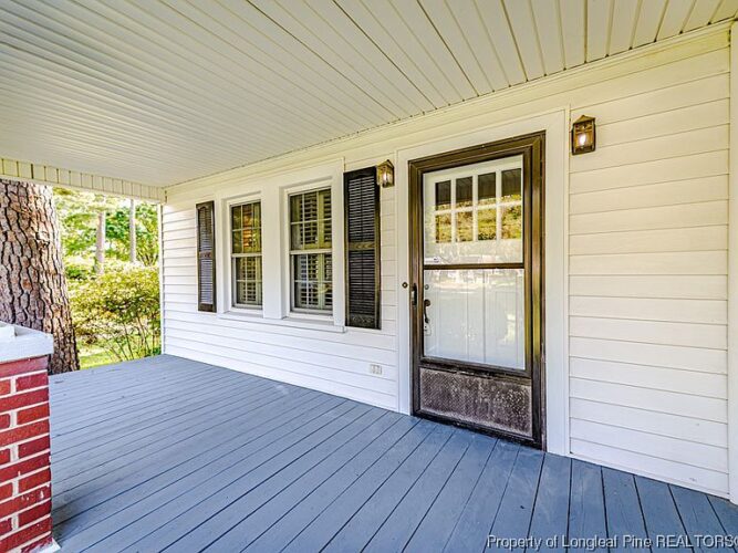 Love this! Circa 1938. Over an acre in North Carolina. $264,900 – The ...