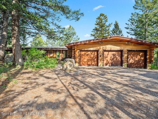 Wyoming’s most expensive old house listing. Grand View River Ranch, 118 acres. 58,000,000 The