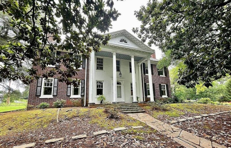 The details! The staircase! Ithaca Estate, almost three acres in ...