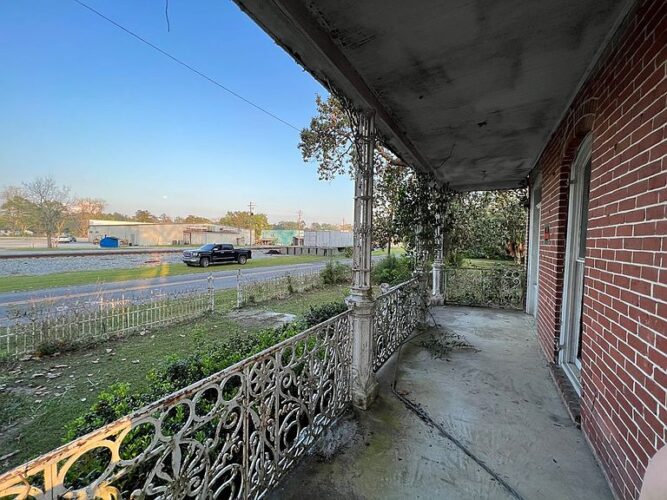 Save This House! Captain John Day house is back on the market in