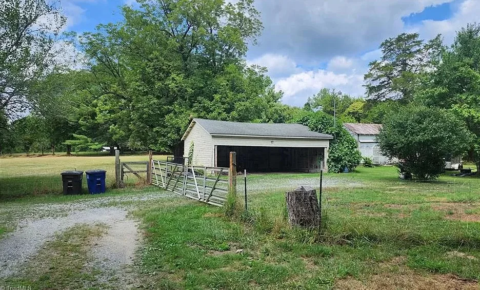 3 bedroom house in north carolina